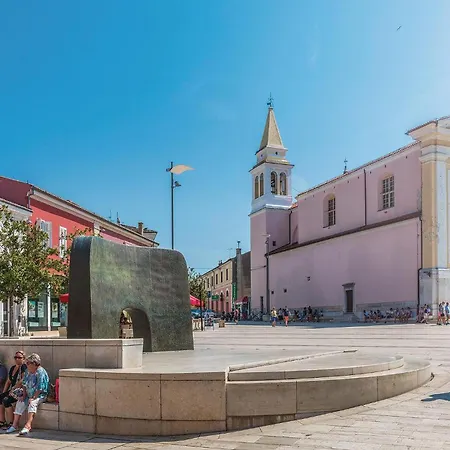 別荘 3 Bedroom Stunning In *