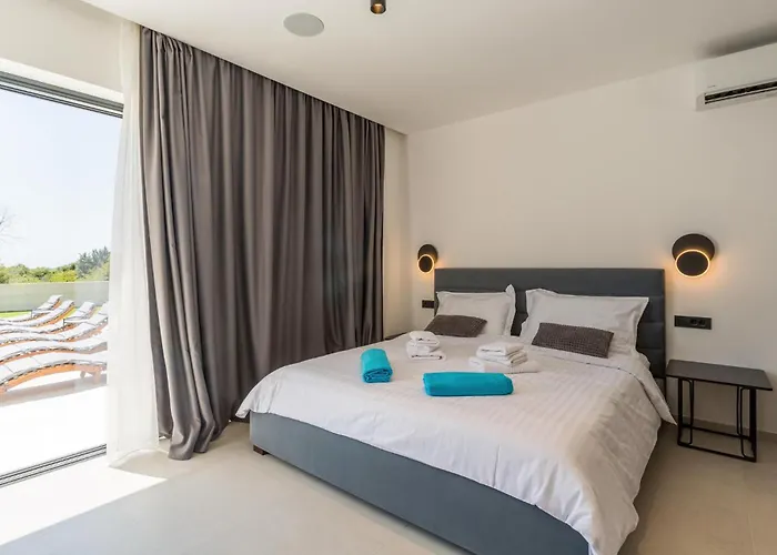 3 Bedroom Stunning In * Poreč