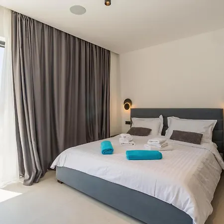 3 Bedroom Stunning In * Porec