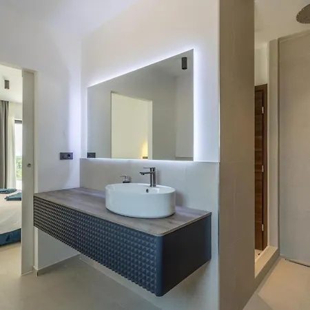 3 Bedroom Stunning In Ferienhaus *